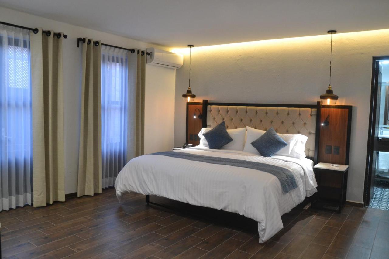 Hotel Boutique Casa Loreta Queretaro Ngoại thất bức ảnh
