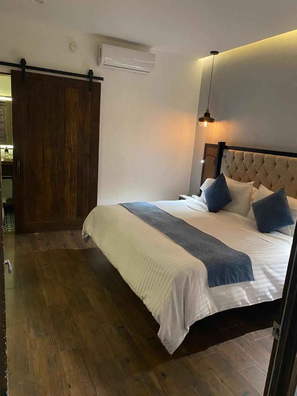 Hotel Boutique Casa Loreta Queretaro Ngoại thất bức ảnh